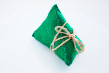 Load image into Gallery viewer, Chinese Sticky Rice Wrap Jong Zi 粽子 (4-8 weeks)